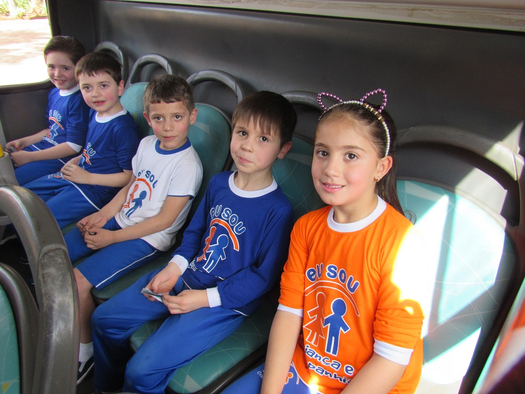 Escola Criança e CIA