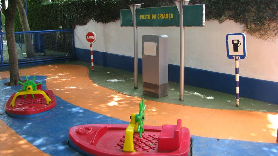 Escola Criança e CIA