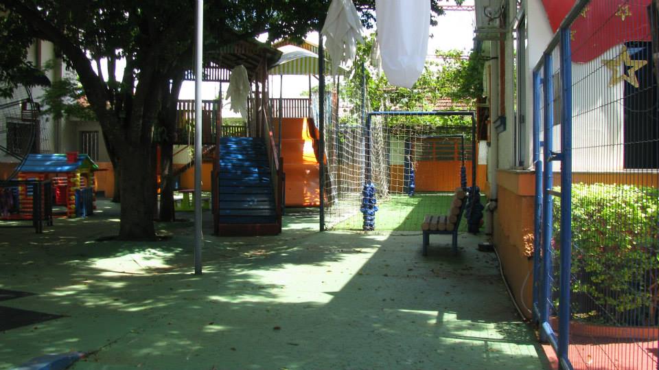Escola Criança e CIA