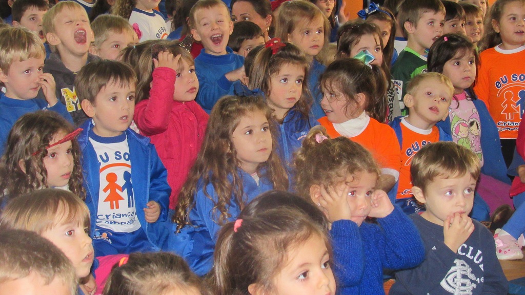 Escola Criança e CIA