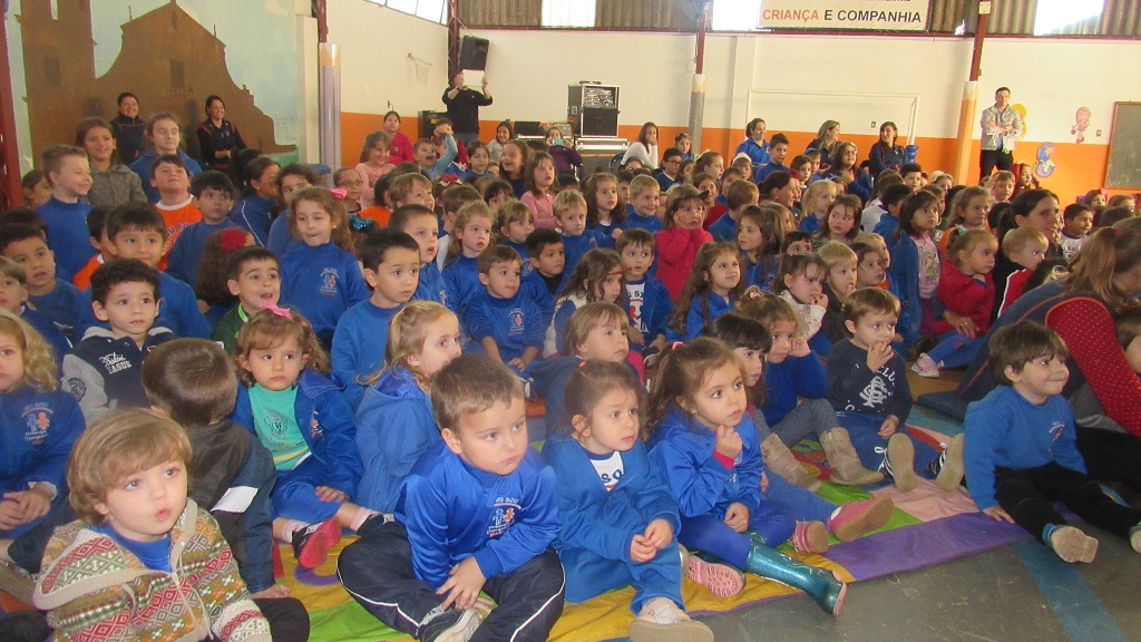 Escola Criança e CIA