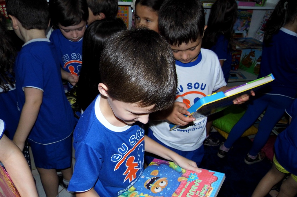 Escola Criança e CIA