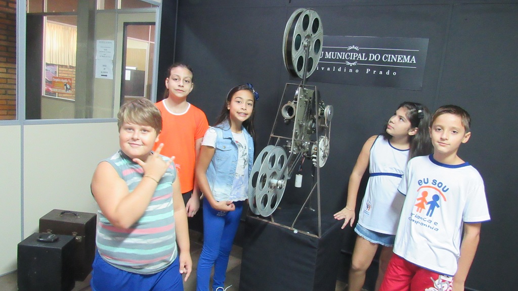 Escola Criança e CIA